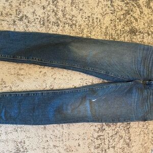 Hudson Jeans Nico super skinny with Distressed Details